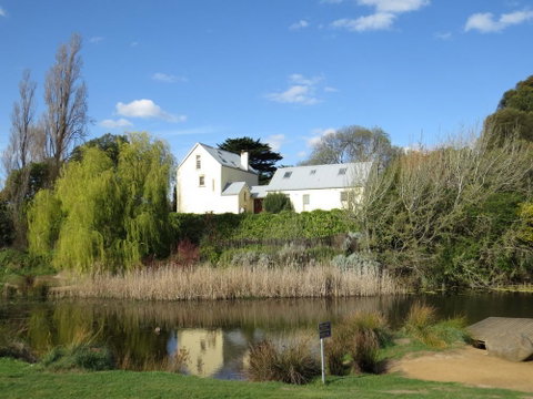 The Mill House Cottage - Accommodation Rockhampton 15