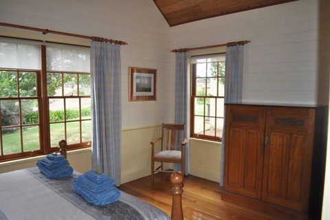 The Mill House Cottage - Accommodation Rockhampton 11