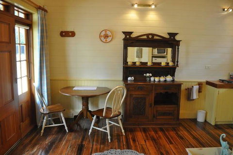 The Mill House Cottage - Accommodation Rockhampton 7