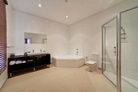 Ikon Hotel - Accommodation Rockhampton 16