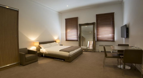 Ikon Hotel - Accommodation Rockhampton 1