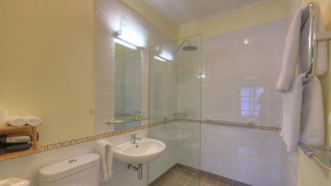 Ashdowns Of Dover - Accommodation Rockhampton 12