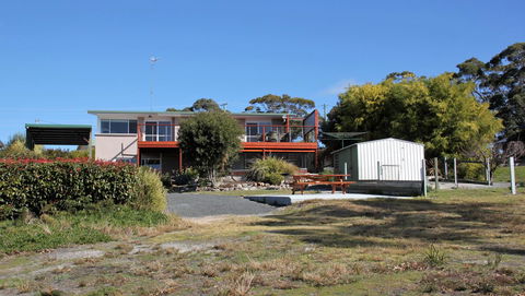 BAY OF FIRES SEACHANGE Ocean Frontage - Accommodation Rockhampton 30