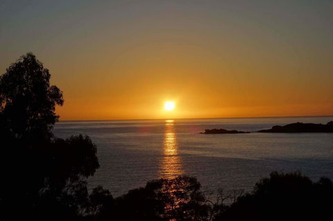 BAY OF FIRES SEACHANGE Ocean Frontage - Accommodation Rockhampton 0