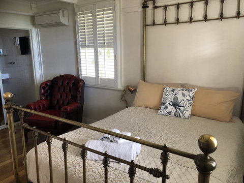 The Port Masters Lodgings - Accommodation Rockhampton 13