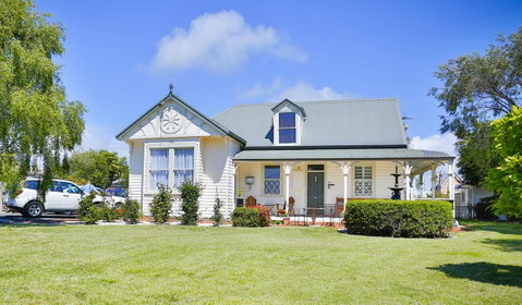 The Port Masters Lodgings - Accommodation Rockhampton 24
