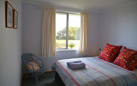 Ar Lan Y Mor - Accommodation Rockhampton 13