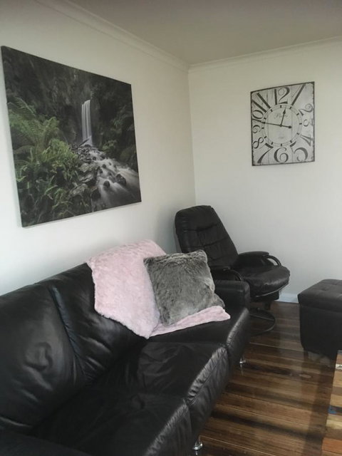 3ree- Spacious & Charming Apartment - Accommodation Rockhampton 6