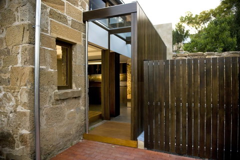 Stone Flower - Accommodation Rockhampton 0