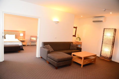 Mornington Hotel - Accommodation Rockhampton 36