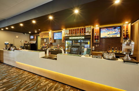 Mornington Hotel - Accommodation Rockhampton 8