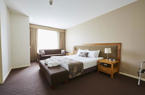 Mornington Hotel - Accommodation Rockhampton 0