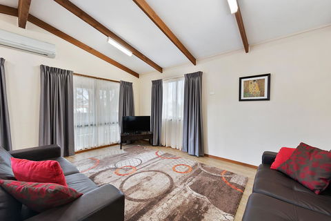 High Country Holiday Park - Accommodation Rockhampton 9