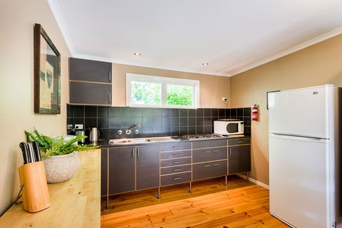 Avalon House - Accommodation Rockhampton 28