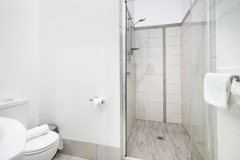 Avalon House - Accommodation Rockhampton 36