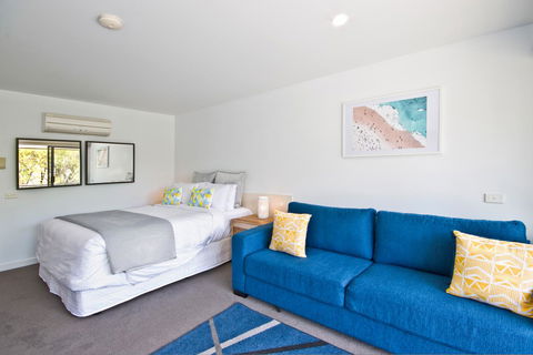 Lorne Bay View Motel - Accommodation Rockhampton 18
