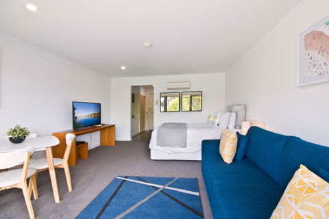 Lorne Bay View Motel - Accommodation Rockhampton 20