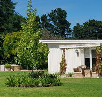 The Cottage - Accommodation Rockhampton