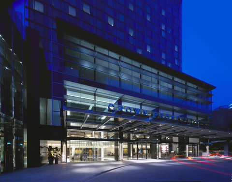 Crown Promenade Melbourne - Accommodation Rockhampton 10