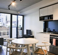 Mono Apartments on La Trobe Street - Accommodation Rockhampton