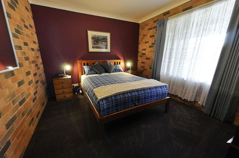 Greenvale Holiday Units - Accommodation Rockhampton 8