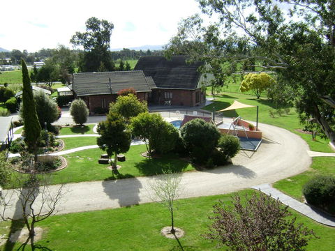 Greenvale Holiday Units - Accommodation Rockhampton 20