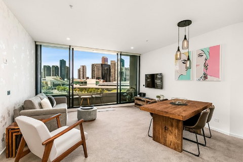 Melbourne Holiday Apartments Flinders Wharf - Accommodation Rockhampton 1