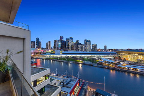 Melbourne Holiday Apartments Flinders Wharf - Accommodation Rockhampton 5