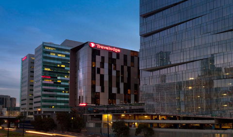 Travelodge Hotel Melbourne Docklands - Accommodation Rockhampton 23
