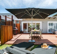 Capella Villa No. 4 - stunning luxury decor inside and out - Accommodation Rockhampton