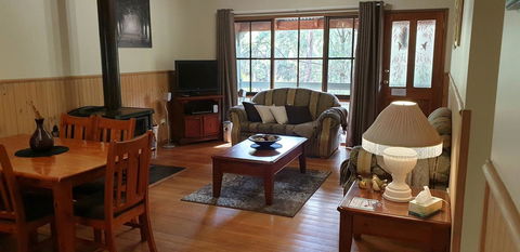 Day Dream Cottage - Accommodation Rockhampton 10