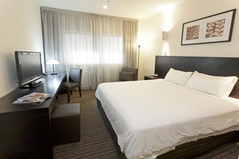 Causeway 353 Hotel - Accommodation Rockhampton 0