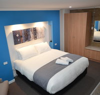 Tropicana Motor Inn - Accommodation Rockhampton