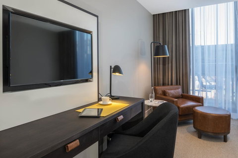 Peppers Docklands - Accommodation Rockhampton 12