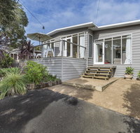 Sunset on Scott - Relax in tranquility  style - Accommodation Rockhampton