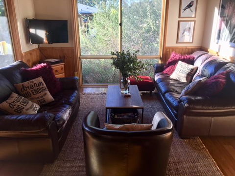 Kangurra Holiday House - Accommodation Rockhampton 3