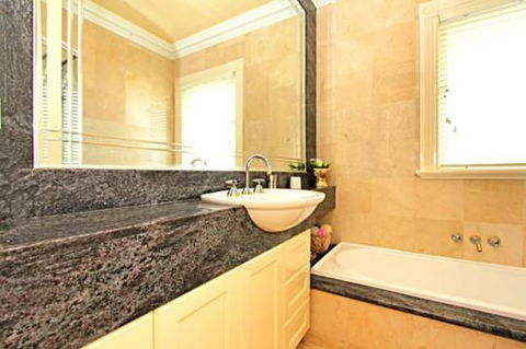 ABC Accommodation - Rosebud - Accommodation Rockhampton 15