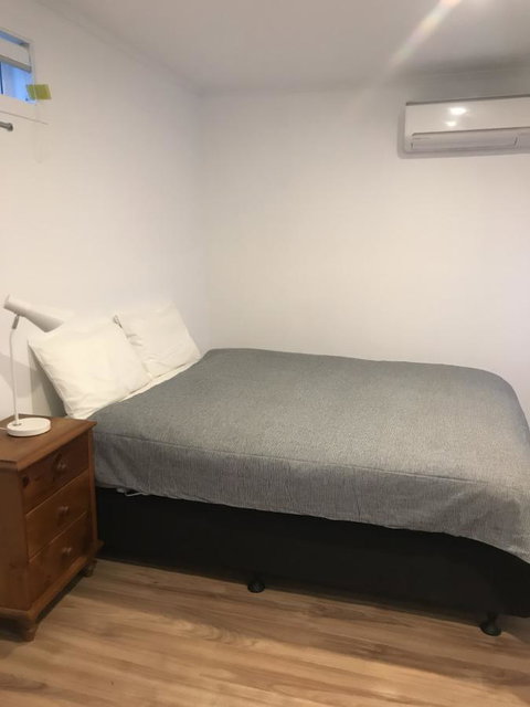 Gipsy Point Lodge & Cottages - Accommodation Rockhampton 3