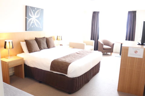 Bairnsdale International - Accommodation Rockhampton 10