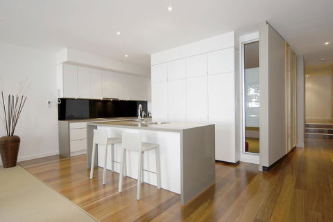 C-Scape Water Front Apartment - Accommodation Rockhampton 1