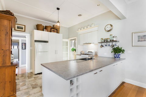 HogmortHomes Neale Street - Accommodation Rockhampton 8