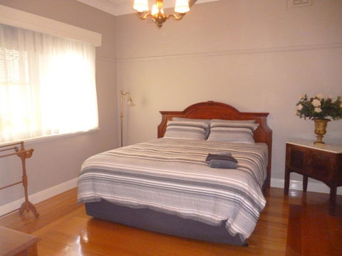 HogmortHomes Neale Street - Accommodation Rockhampton 2