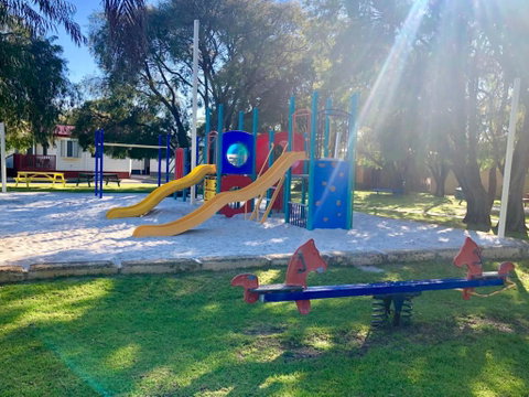The Best Beach Cabin - Accommodation Rockhampton 2