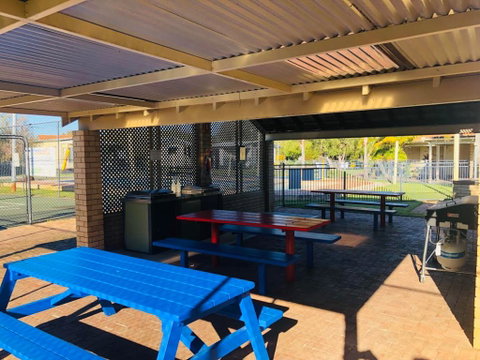 The Best Beach Cabin - Accommodation Rockhampton 1