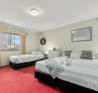 The Calzburg Guest Home - Accommodation Rockhampton