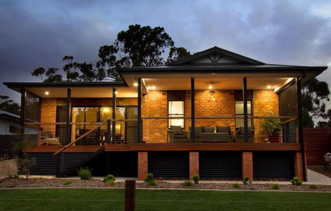 The Clyde Greenock - Accommodation Rockhampton 0