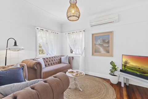 The Cottage On Lamington - Accommodation Rockhampton 3
