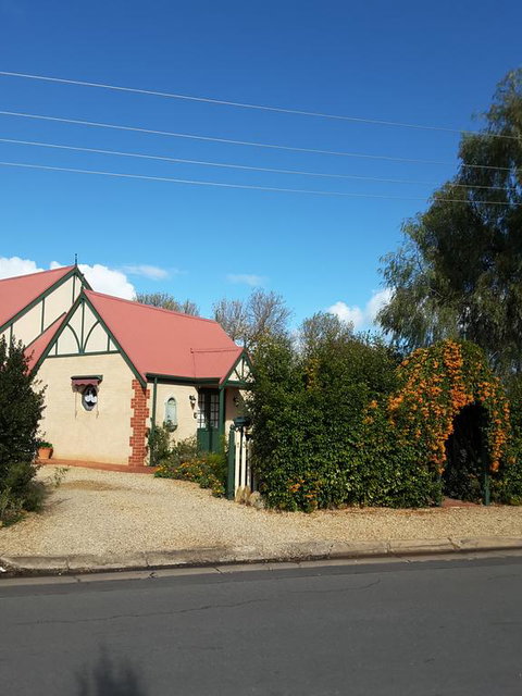 The Dove Cote - Accommodation Rockhampton 3