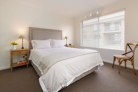 The Executive - Central & Sophisticated - Accommodation Rockhampton 1