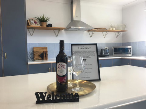 The Gathering Ground - Spacious Entertainer In Toowoomba City - Accommodation Rockhampton 2